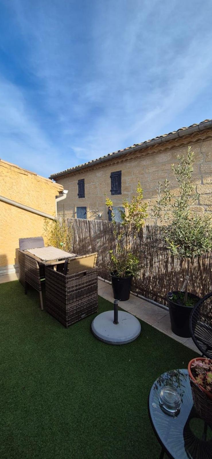 Collias Proche D'Uzes La Terrasse Du Soleil Levant מראה חיצוני תמונה